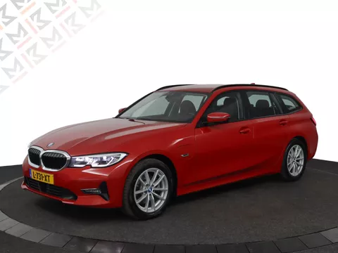 BMW 3-serie Touring 320e Business Edition Plus|Laser|Leder|Sportstoelen|Adaptive Cruise Control