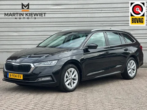 Skoda Octavia Combi 1.0 TSI Business Edition Plus|Trekhaak|Adaptive Cruise|PDC V+A|17"